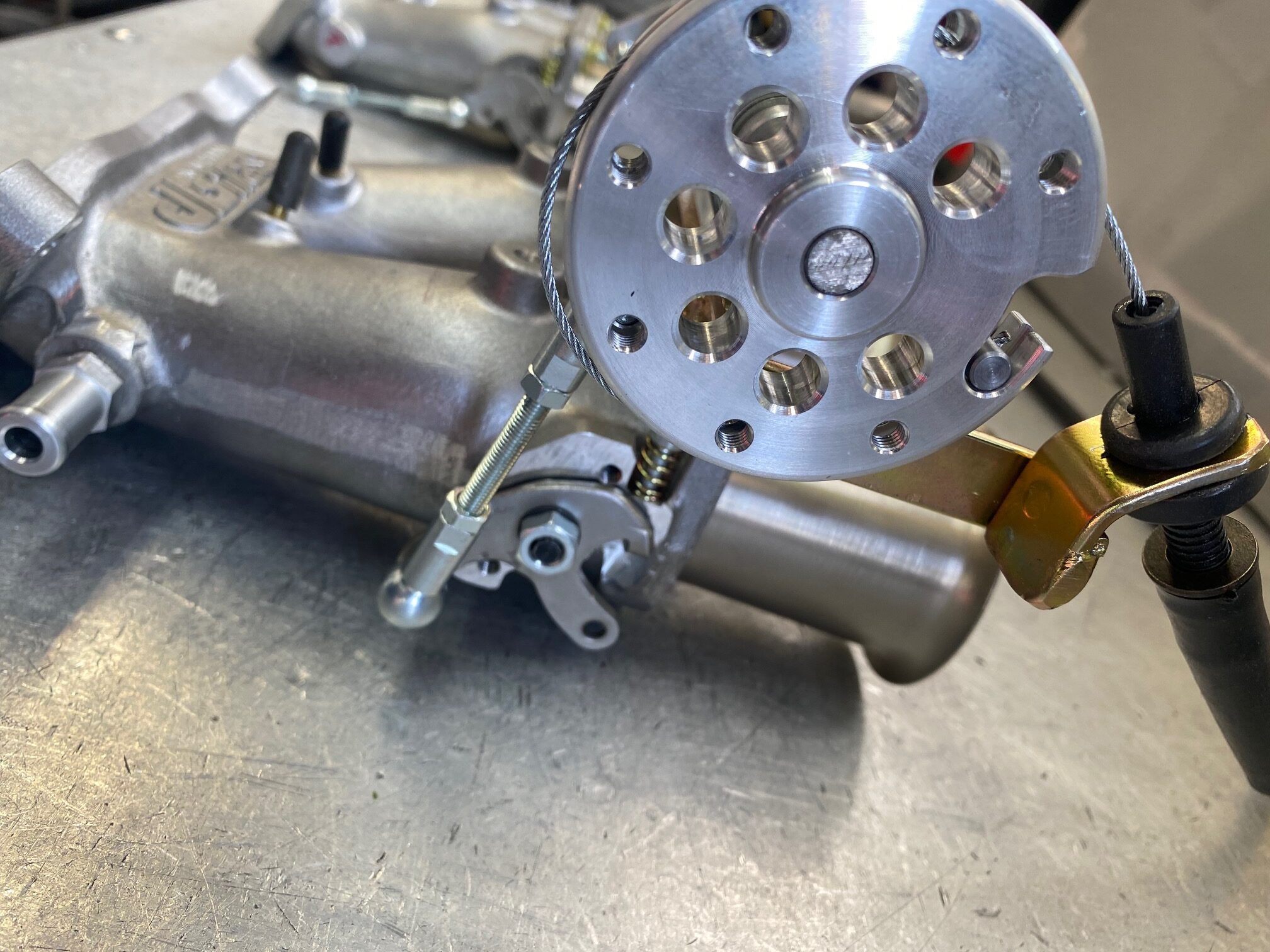 Mutli-throttle intake system for racing for Peugeot/Citroen 1,0-1,6 8V TU 45mm Kitcar Mutli-throttle intake system for racing for Peugeot/Citroen 1,0-1,6 8V TU 45mm Kitcar